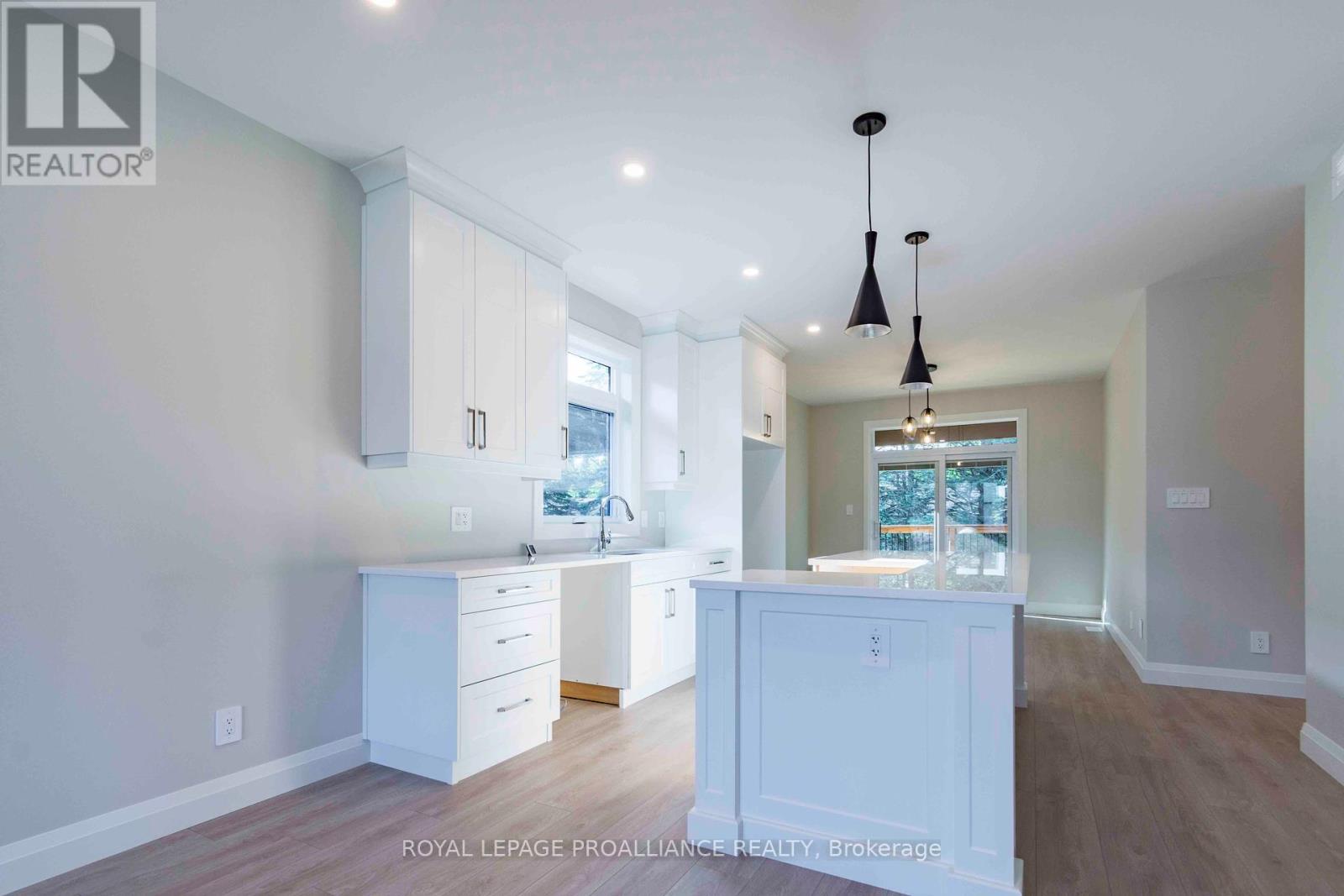 14 Mackenzie John Crescent Property Photo 7