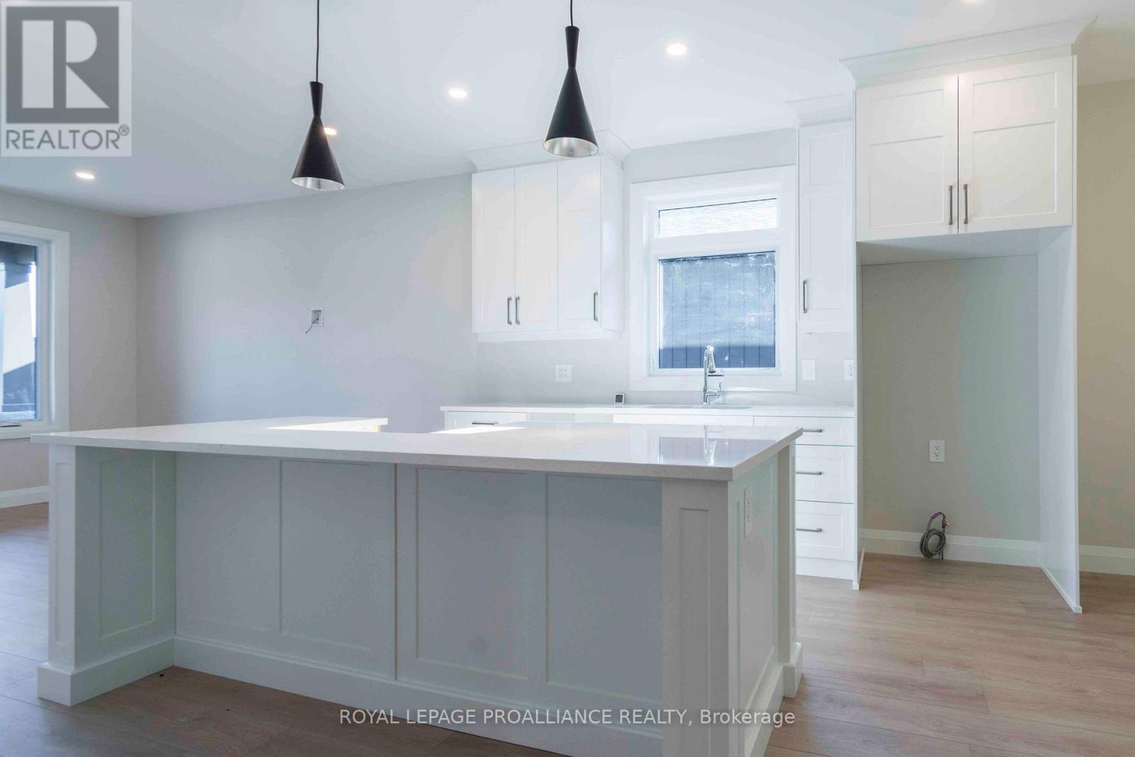 14 Mackenzie John Crescent Property Photo 11