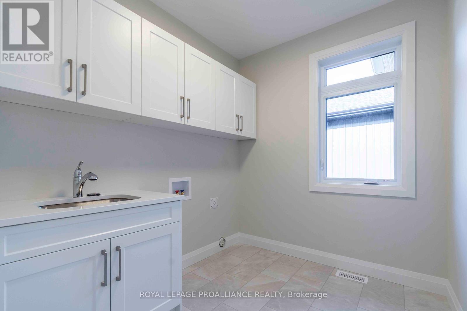14 Mackenzie John Crescent Property Photo 21