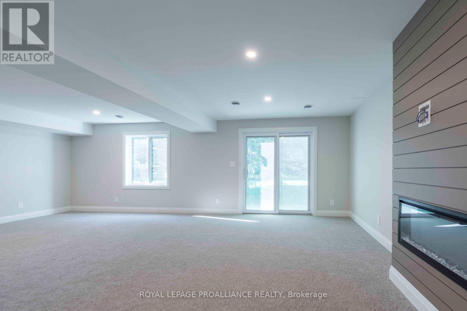 14 Mackenzie John Crescent Property Photo 25