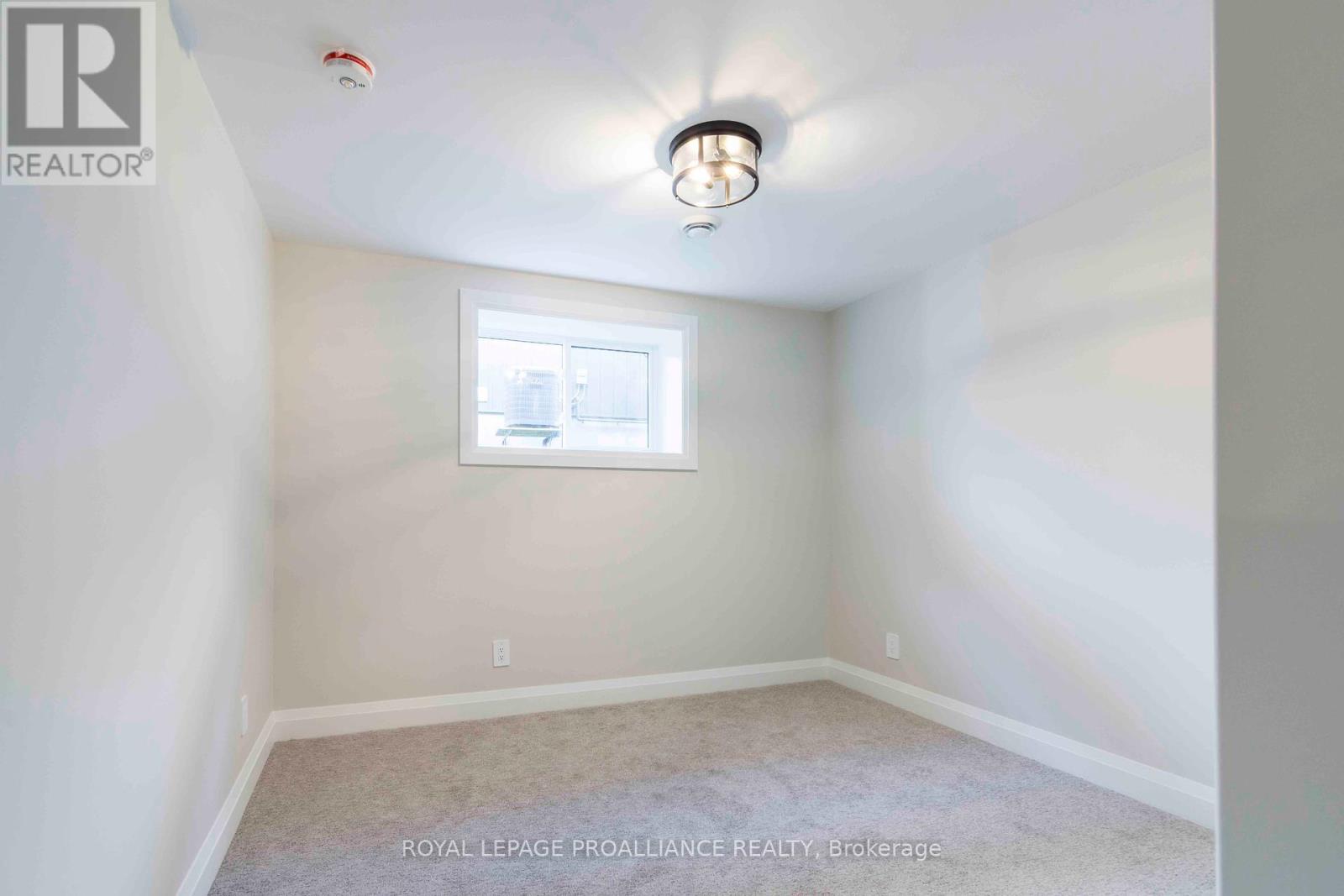 14 Mackenzie John Crescent Property Photo 26