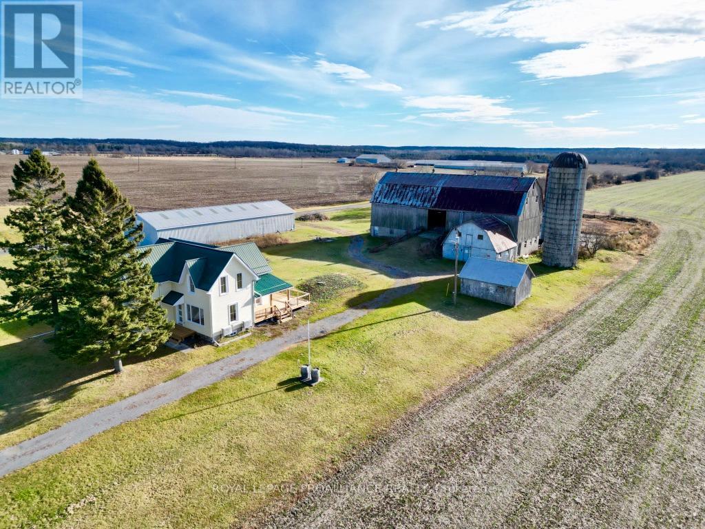 2961 Victoria Road Property Photo 1