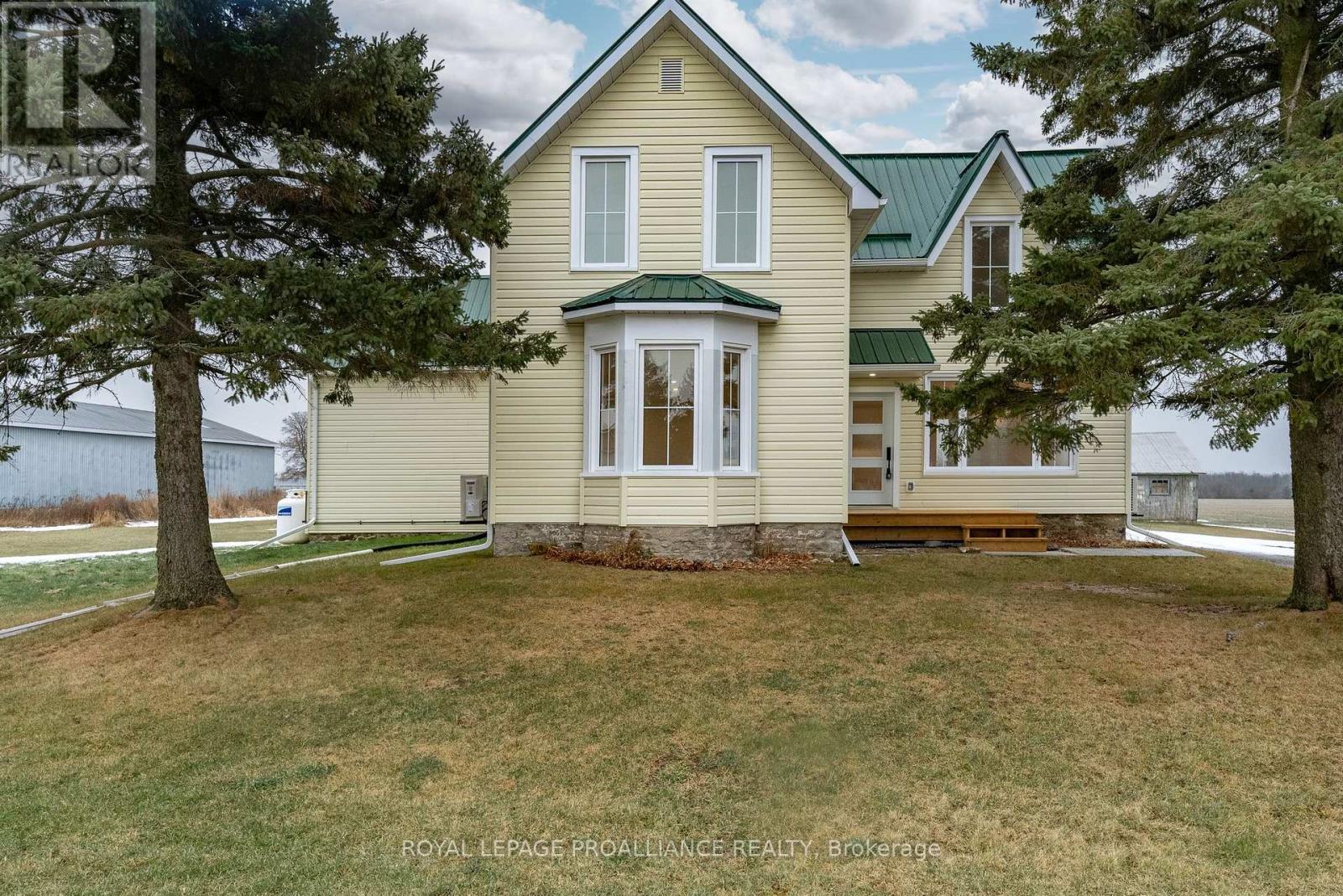 2961 Victoria Road Property Photo 4