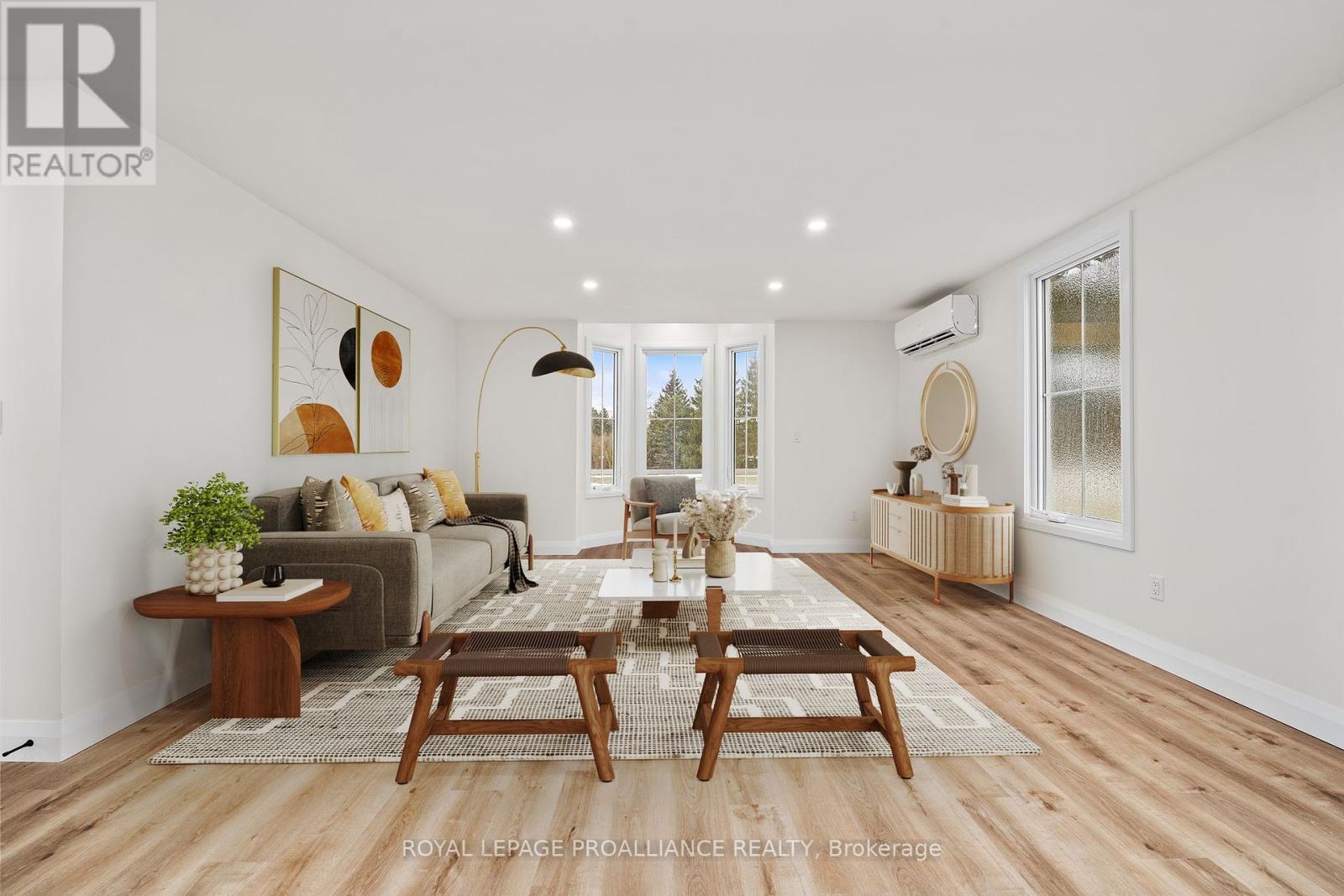 2961 Victoria Road Property Photo 11