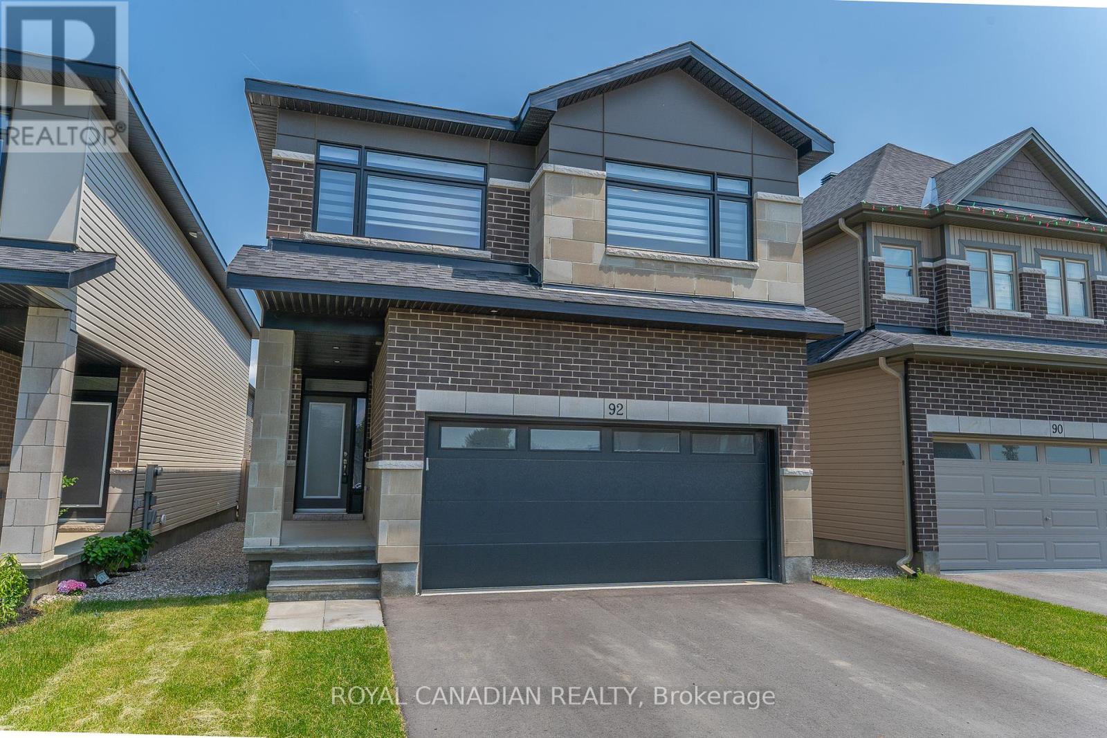 92 Big Dipper Street Property Photo 3