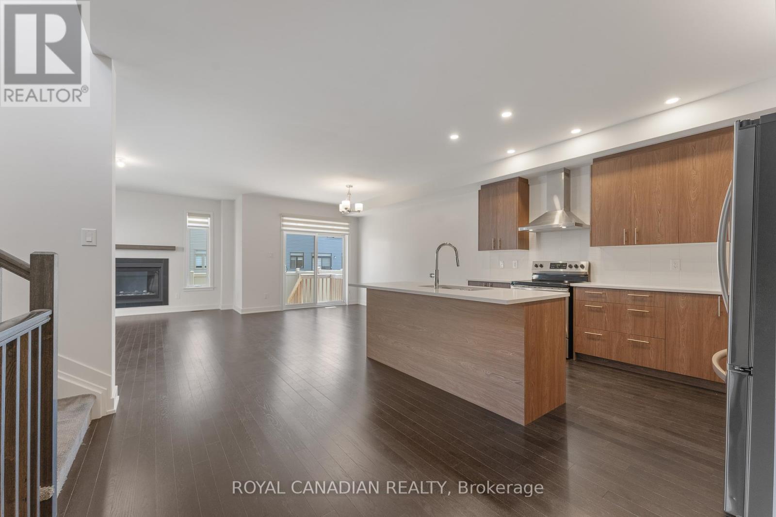92 Big Dipper Street Property Photo 8