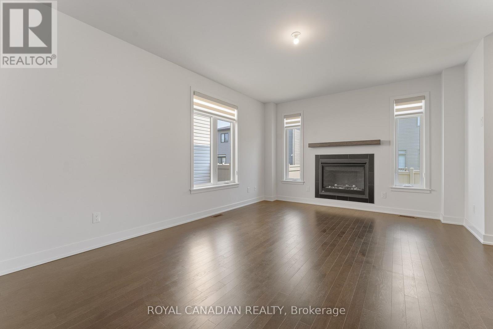 92 Big Dipper Street Property Photo 13
