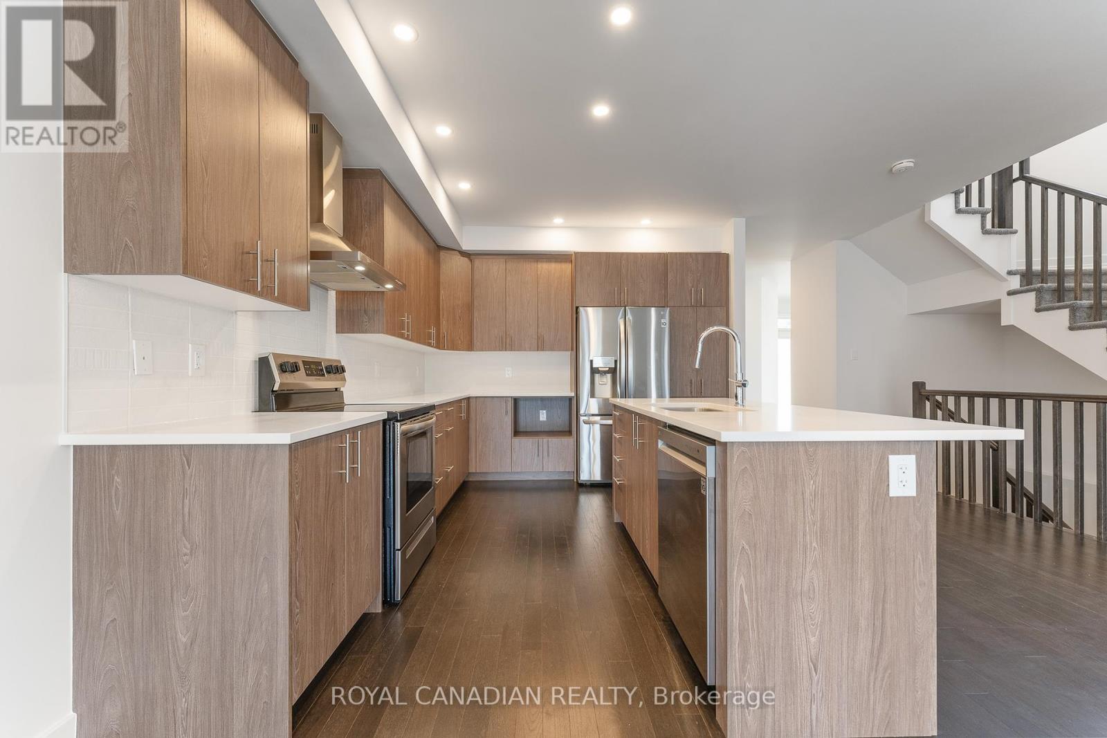 92 Big Dipper Street Property Photo 15