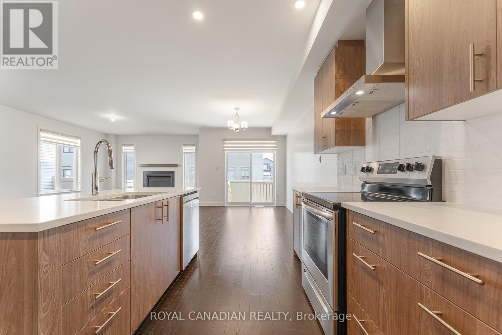 92 Big Dipper Street Property Photo 18