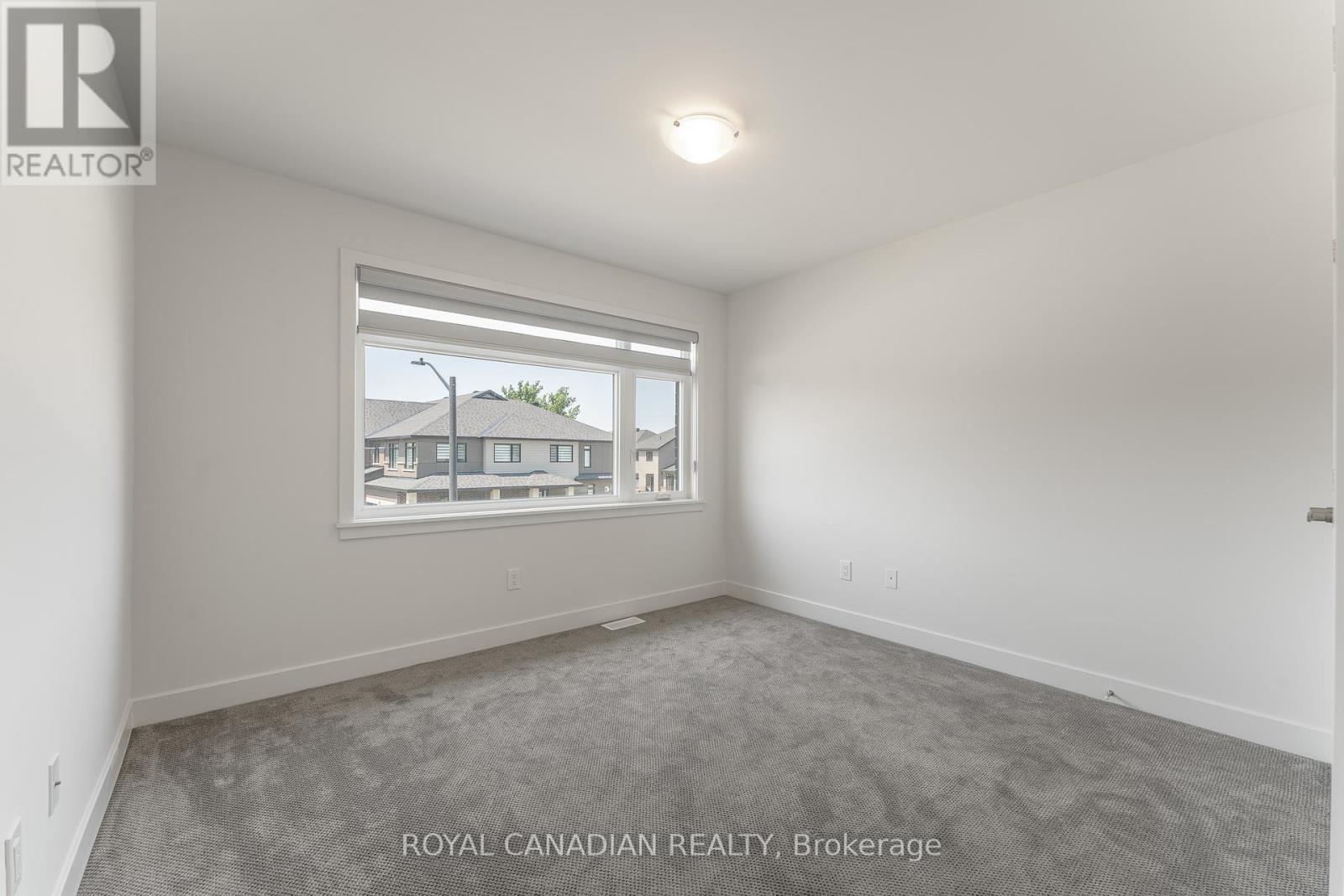 92 Big Dipper Street Property Photo 28