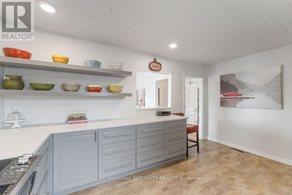 887 Notre Dame Street Property Photo 19