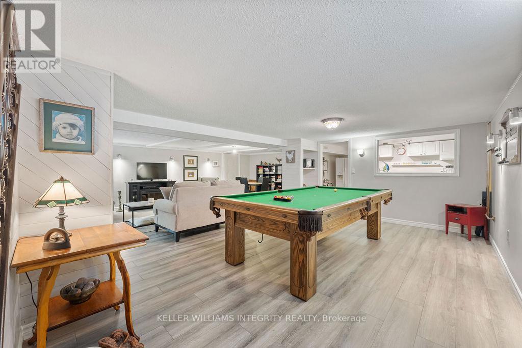 887 Notre Dame Street Property Photo 30