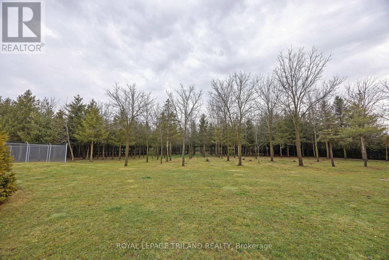 22164 Dundonald Road Property Photo 37