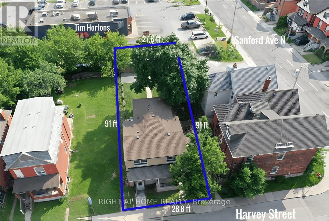 8 Harvey Street Property Photo 5