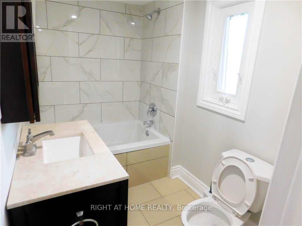 8 Harvey Street Property Photo 21