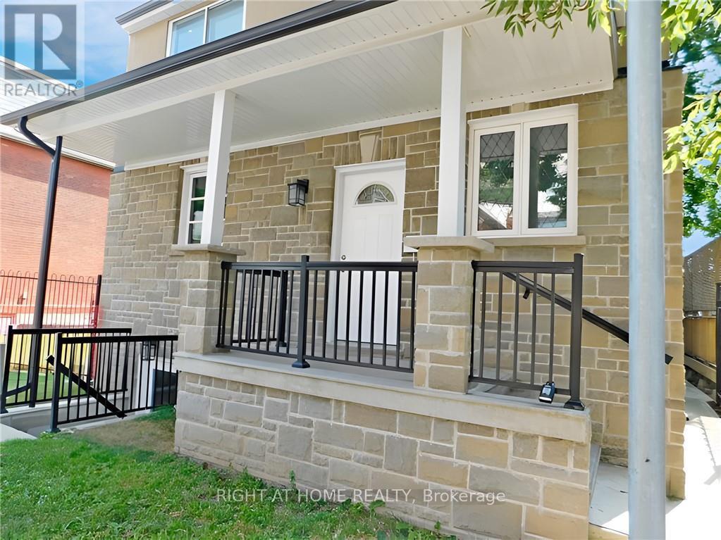 8 Harvey Street Property Photo 26