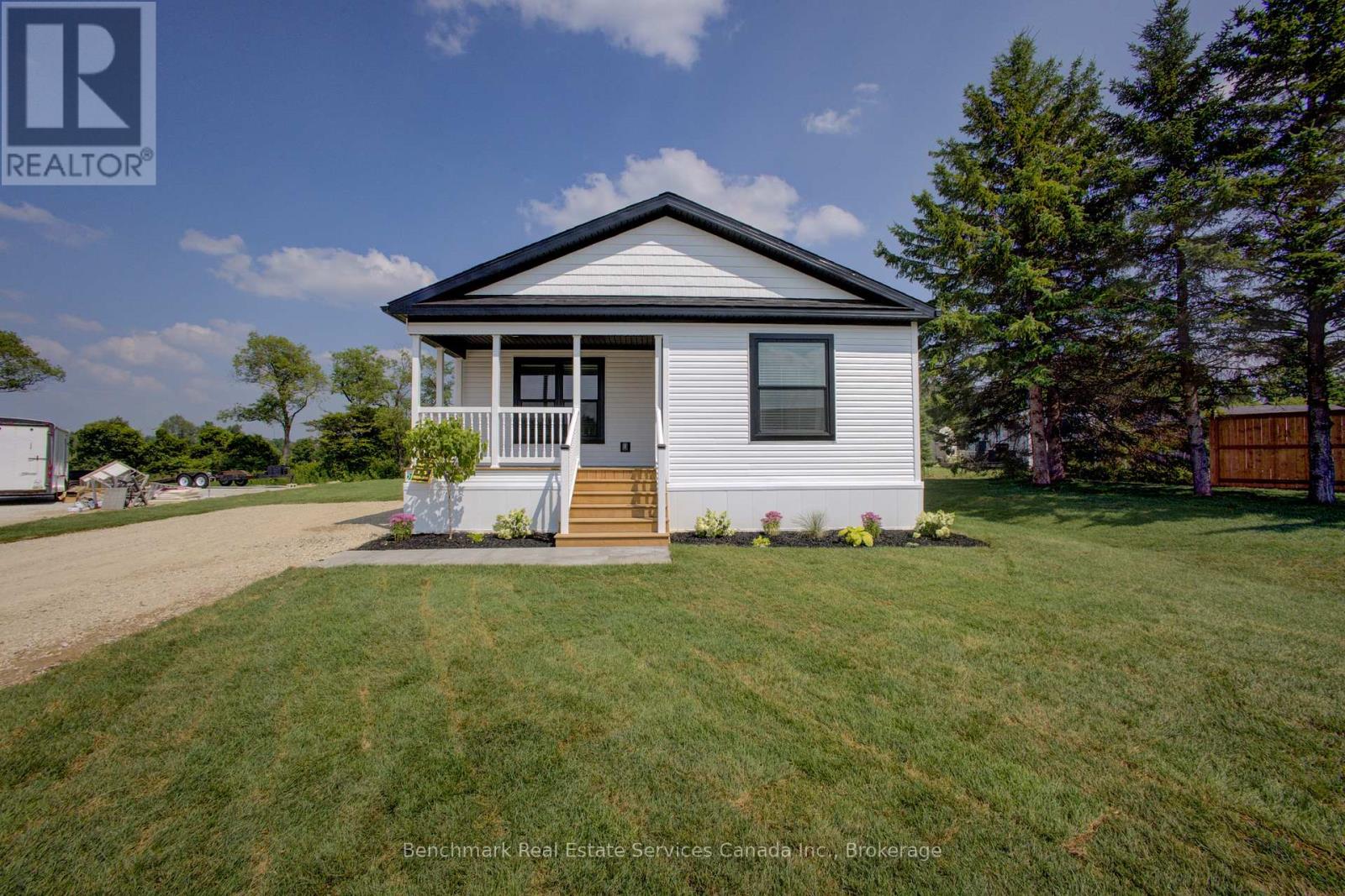 212 Spruce Drive Property Photo 1