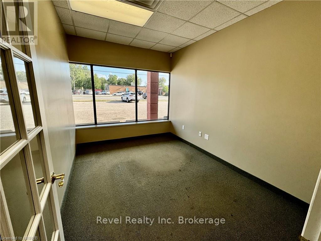 107 - 524 Lakeshore Drive Property Photo 8
