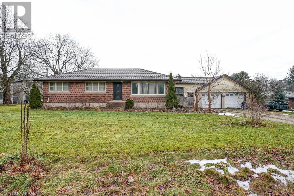 745206 Oxford Rd 17 Property Photo 4