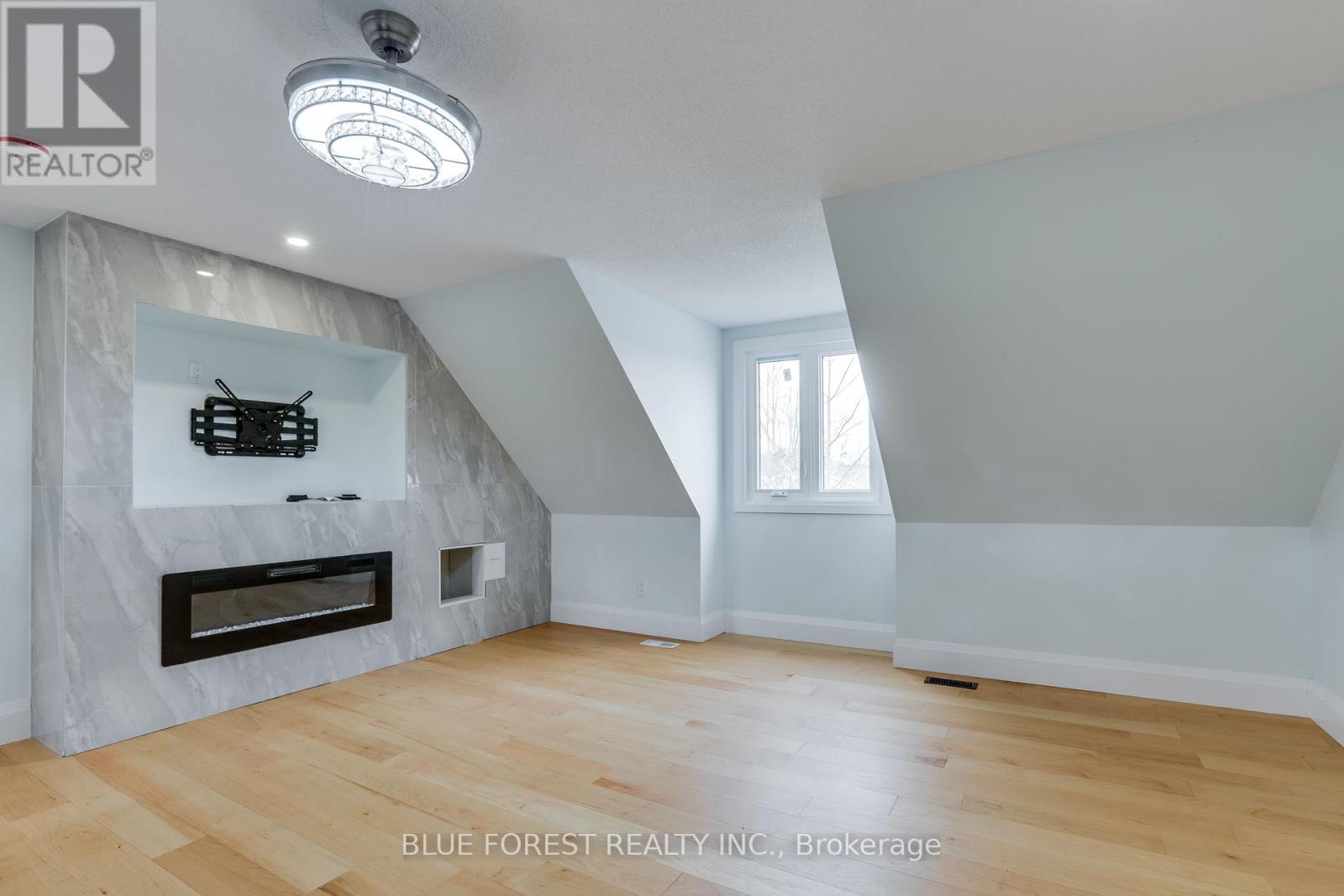 133 Oldham Street Property Photo 35