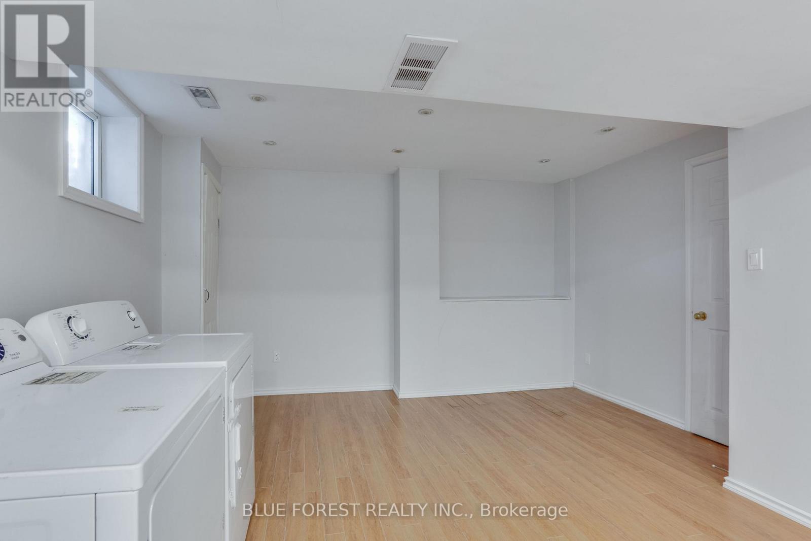 133 Oldham Street Property Photo 45