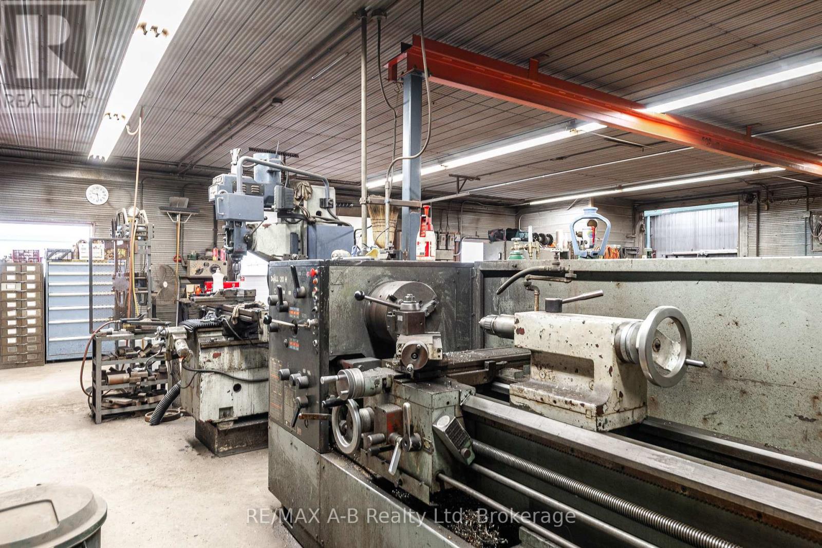 1 Industrial Road Property Photo 3