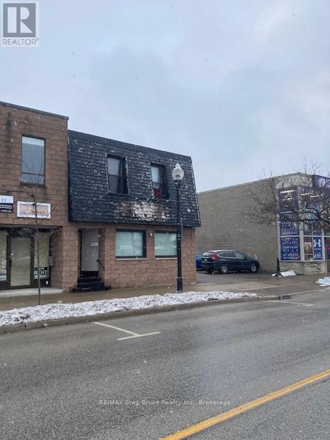 1071 2nd Avenue E Property Photo 1
