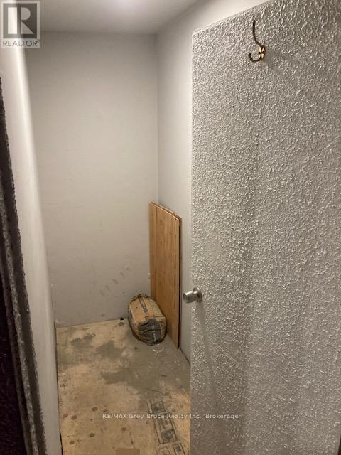 1071 2nd Avenue E Property Photo 8