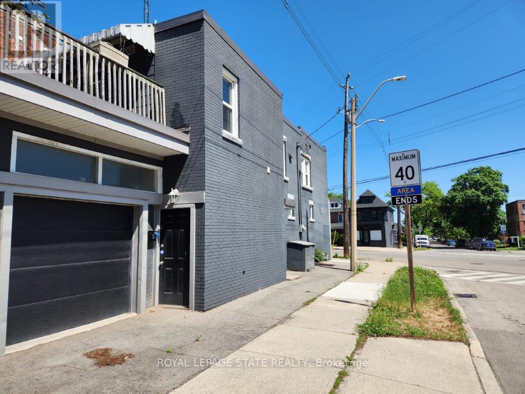 1548 King Street E Property Photo 3