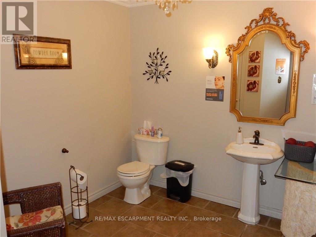 6 - 1242 Garner Road Property Photo 19