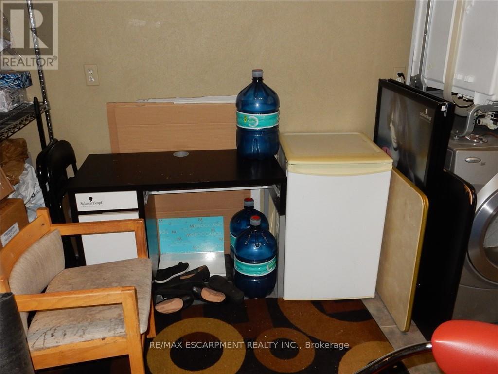 6 - 1242 Garner Road Property Photo 27