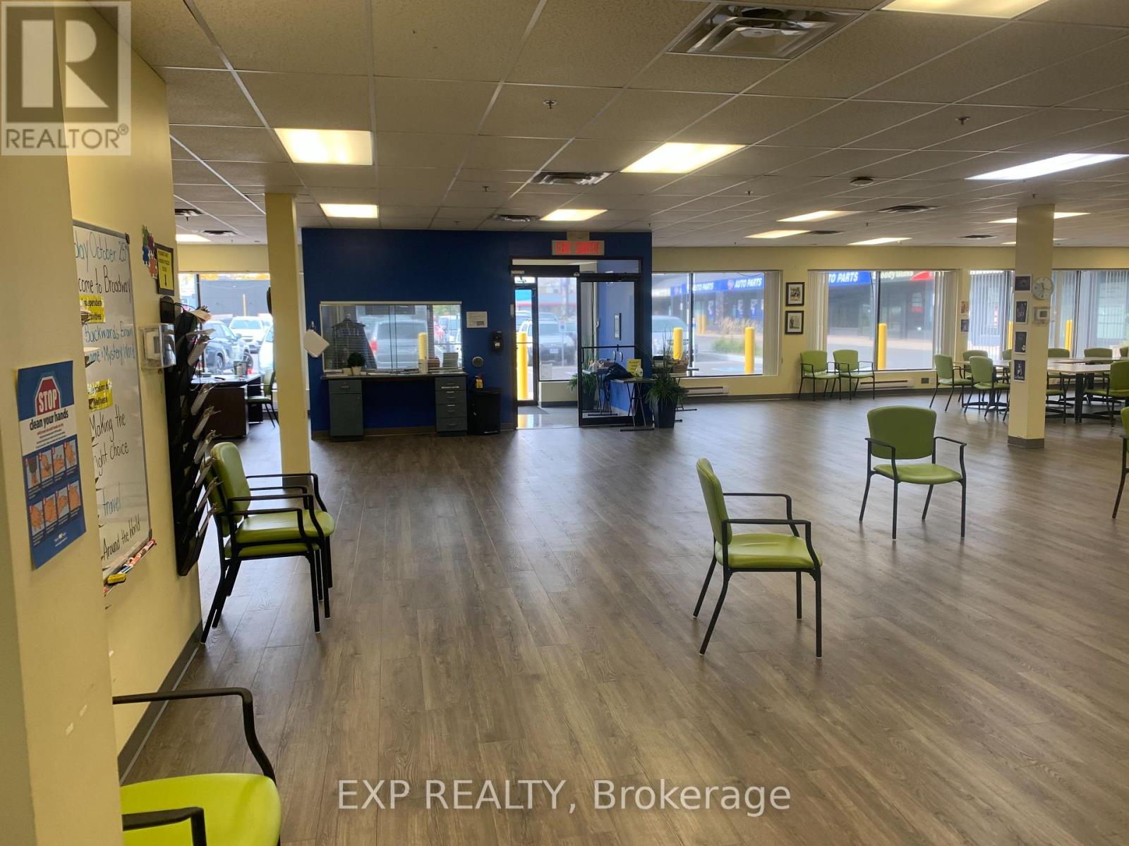 350 Ontario Street Property Photo 9