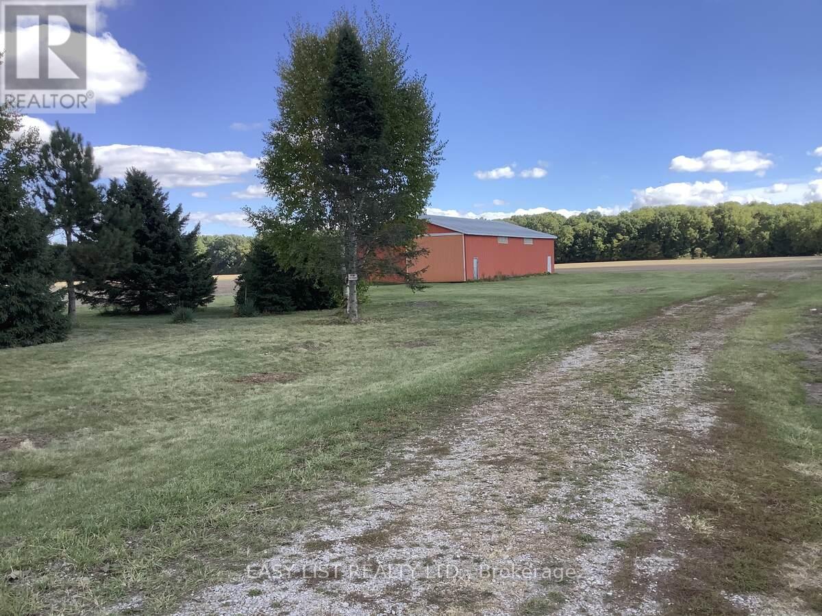 1618 Mccain Side Road W Property Photo 1