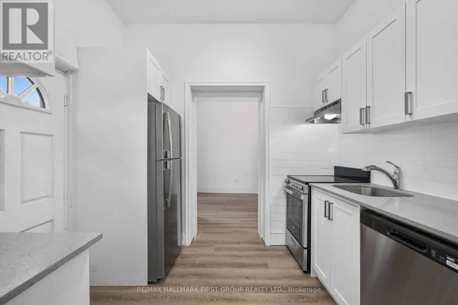 2a - 202 Green Street Property Photo 18