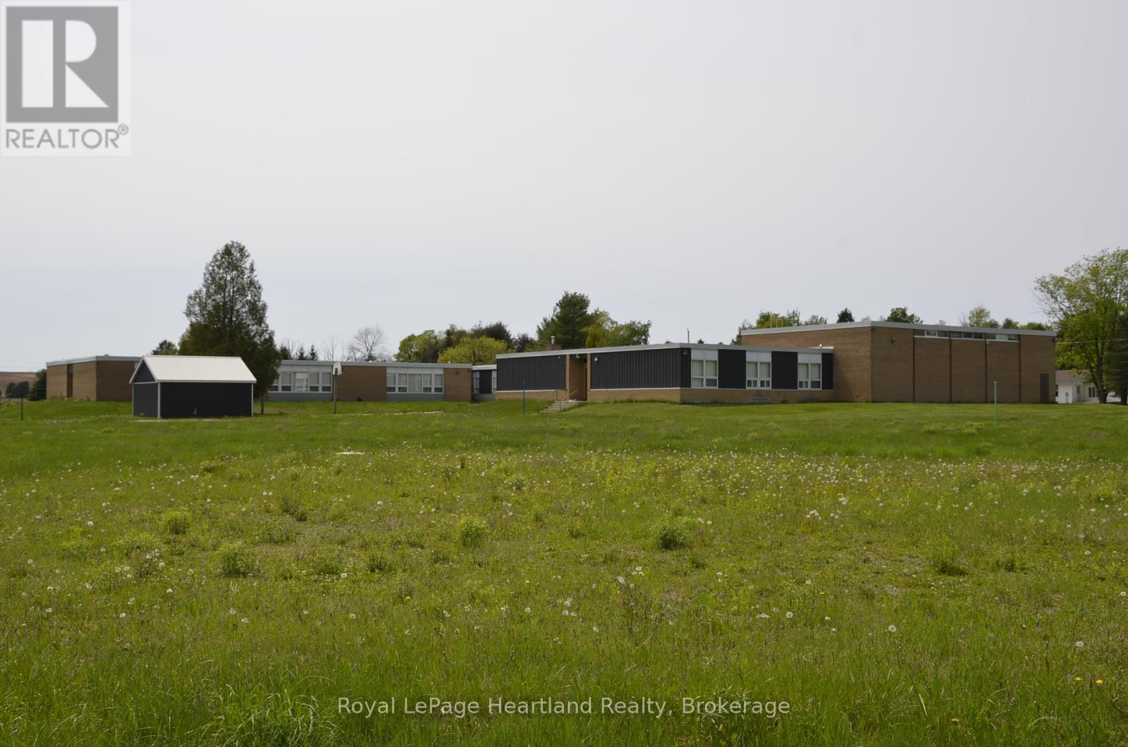 37375 Cut Line Road Property Photo 6
