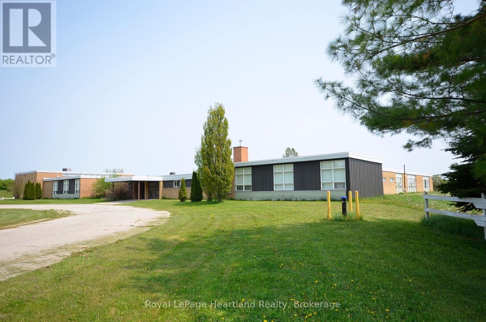 37375 Cut Line Road Property Photo 7