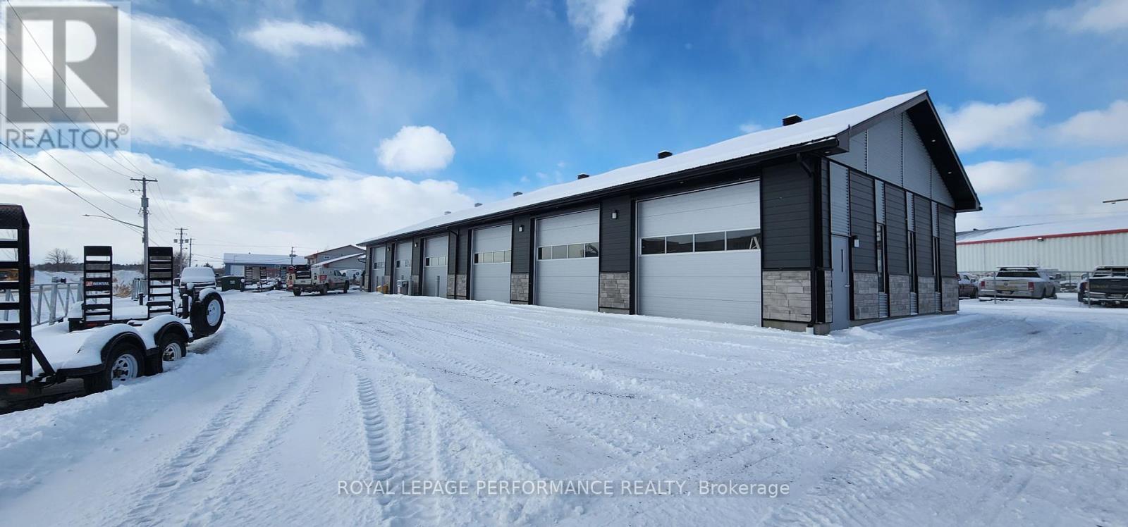 45 Industriel Street Property Photo