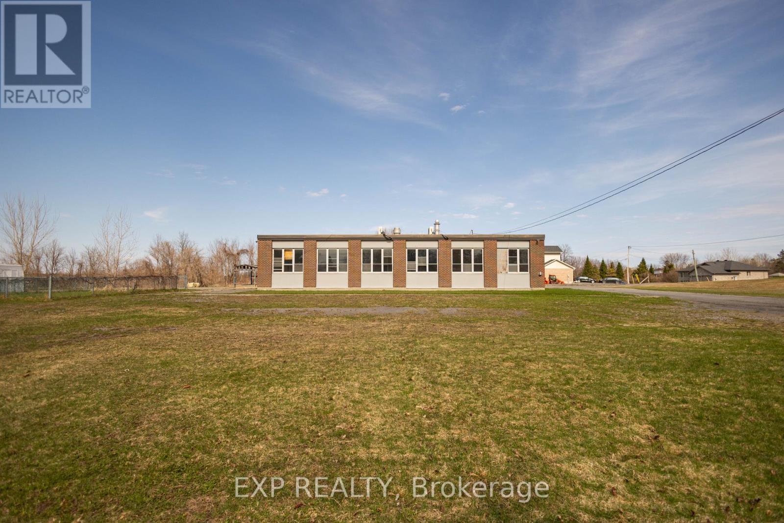 581 Cheryl Street Property Photo 4