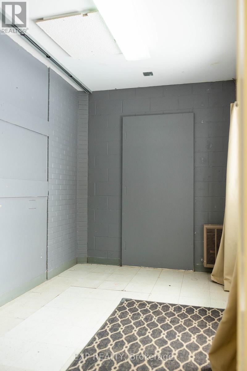 581 Cheryl Street Property Photo 10