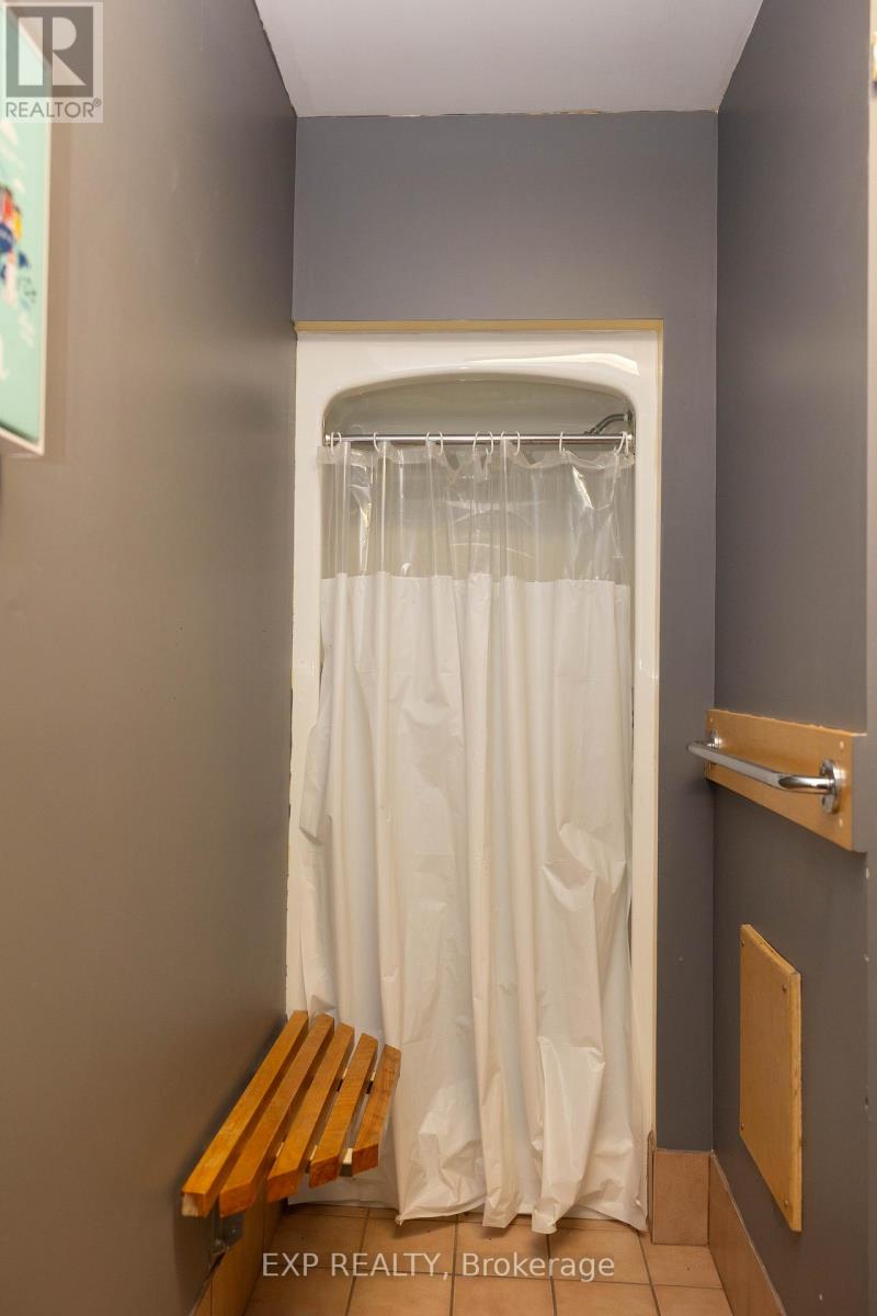 581 Cheryl Street Property Photo 12