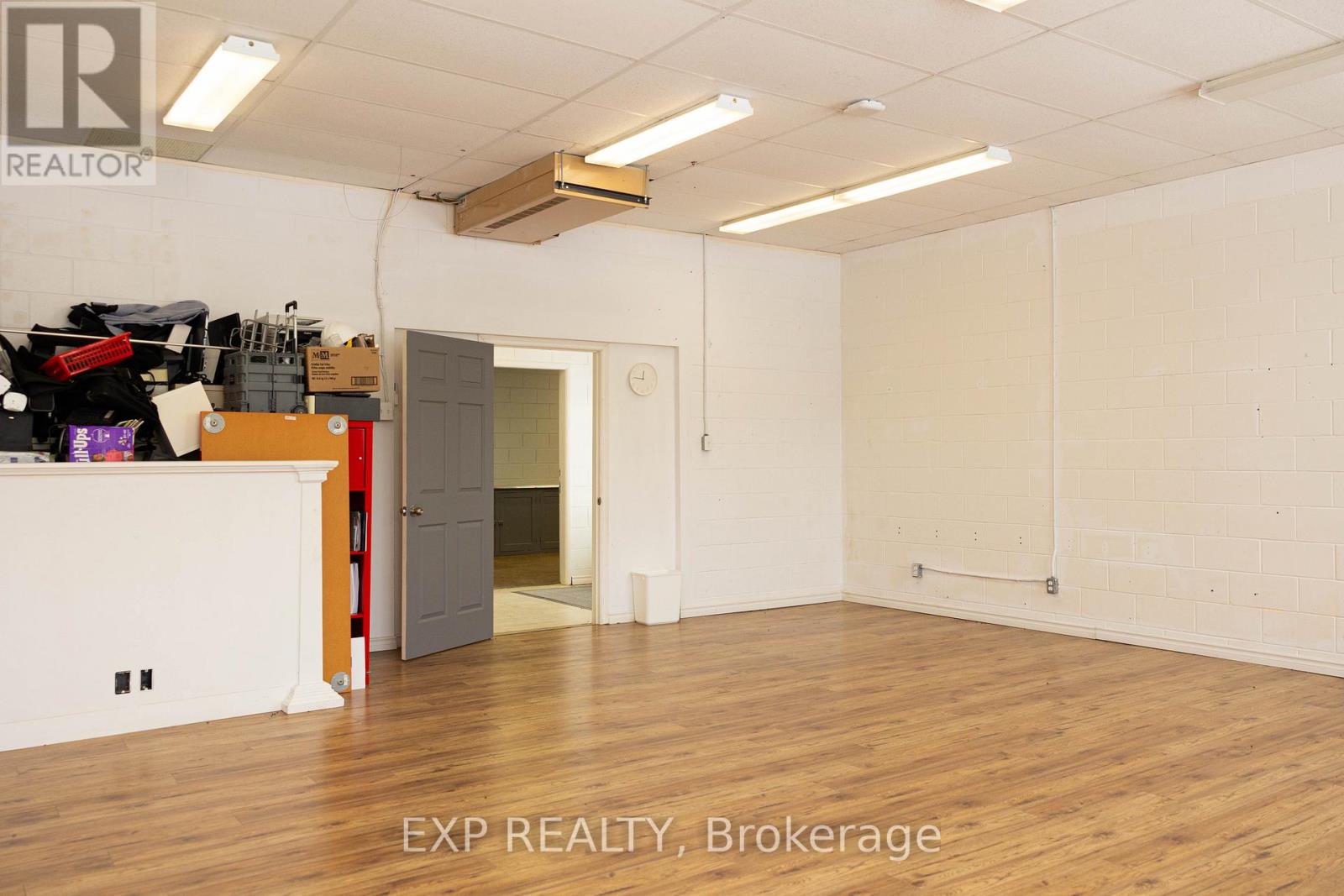 581 Cheryl Street Property Photo 15