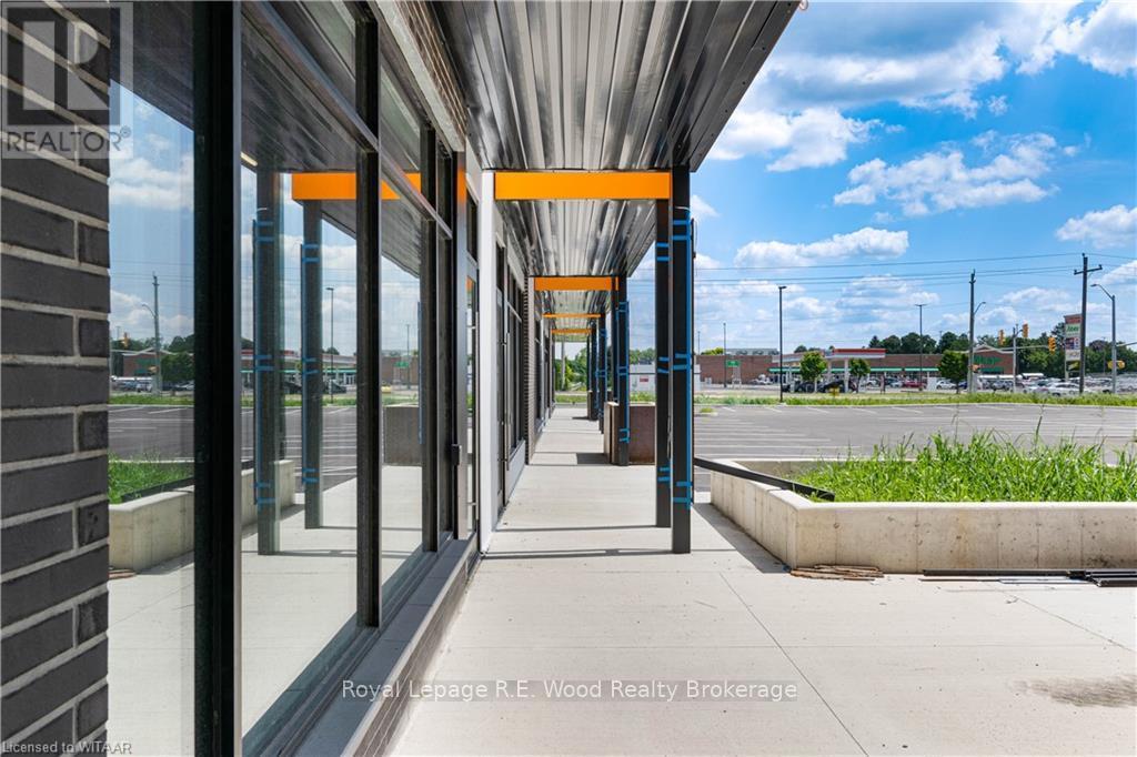 114 - 671 Broadway - Northgate Plaza Property Photo 5
