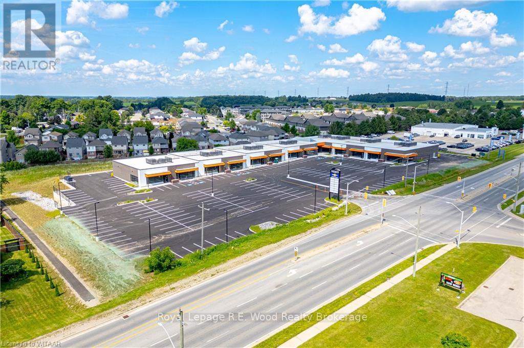114 - 671 Broadway - Northgate Plaza Property Photo 8