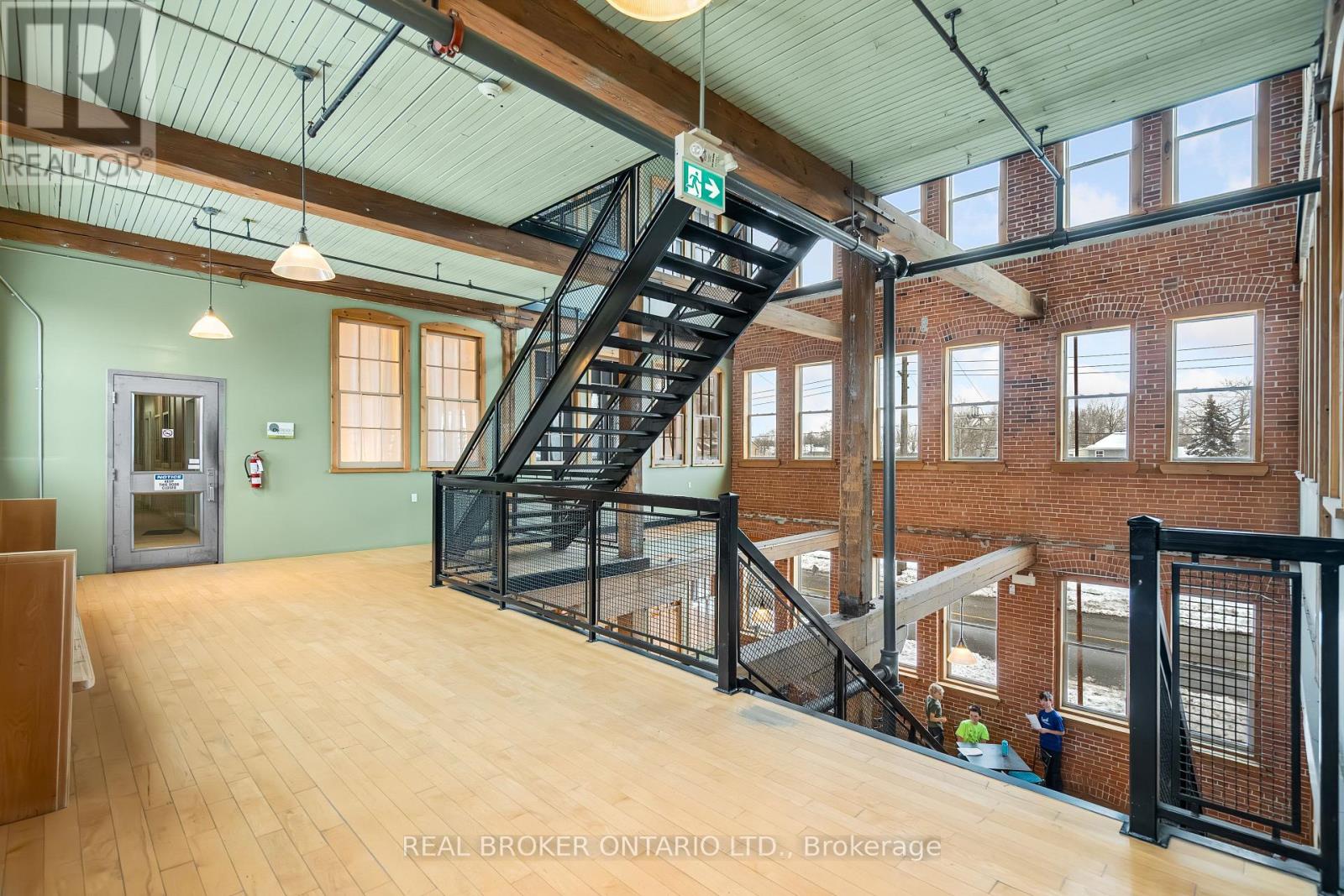 250 - 1 Sherbrooke Street E Property Photo 20