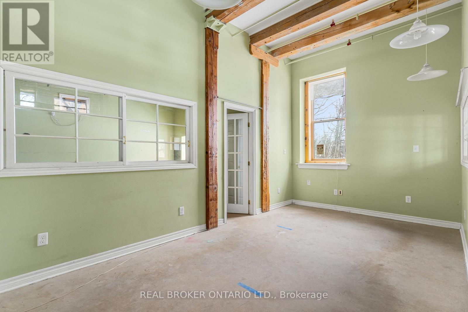 170 - 1 Sherbrooke Street E Property Photo 15