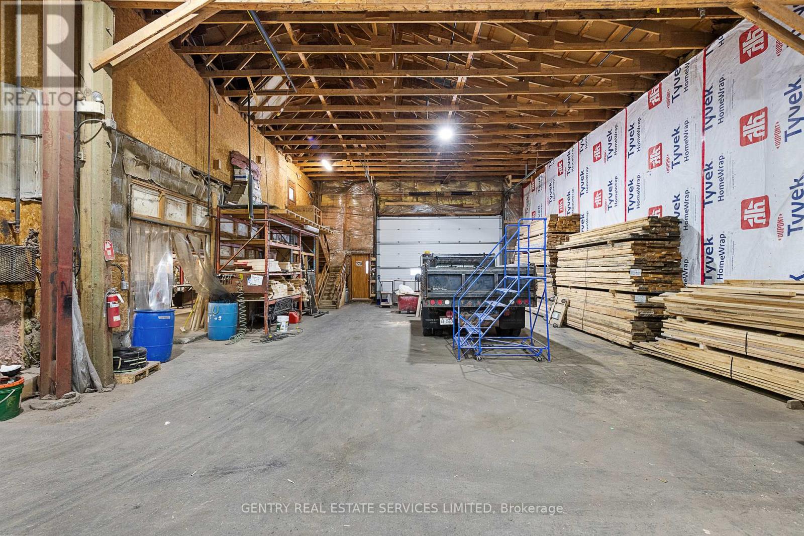 14 Conway Street Property Photo 16