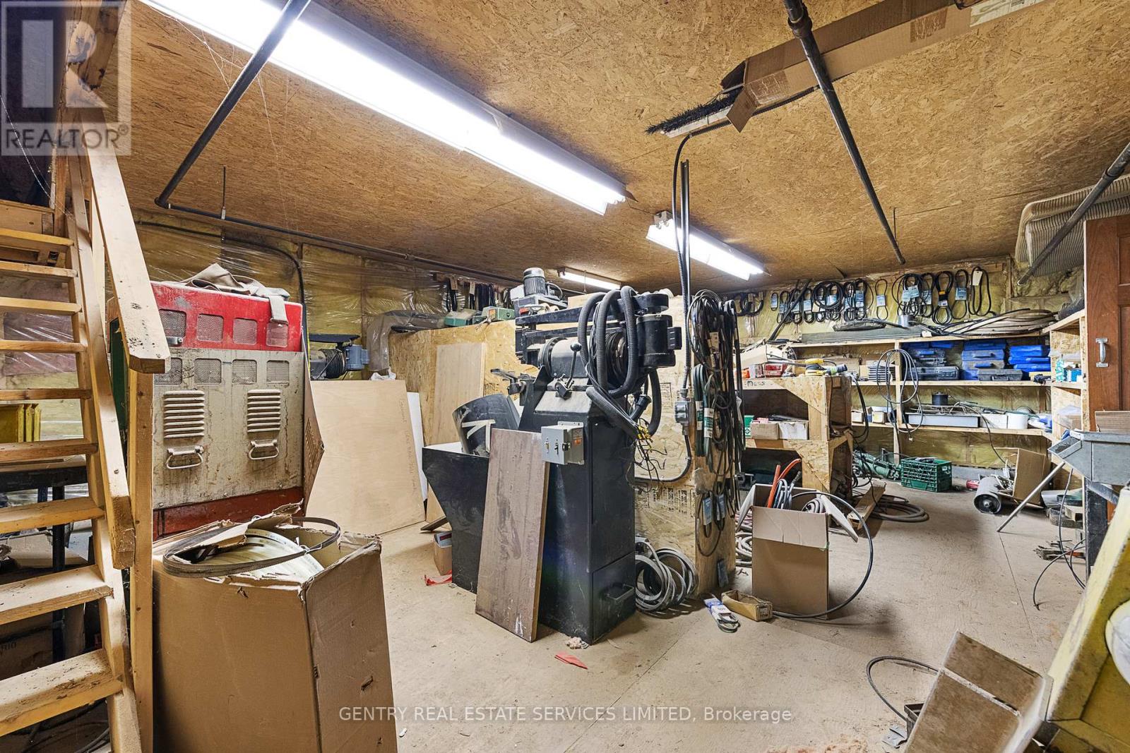 14 Conway Street Property Photo 25