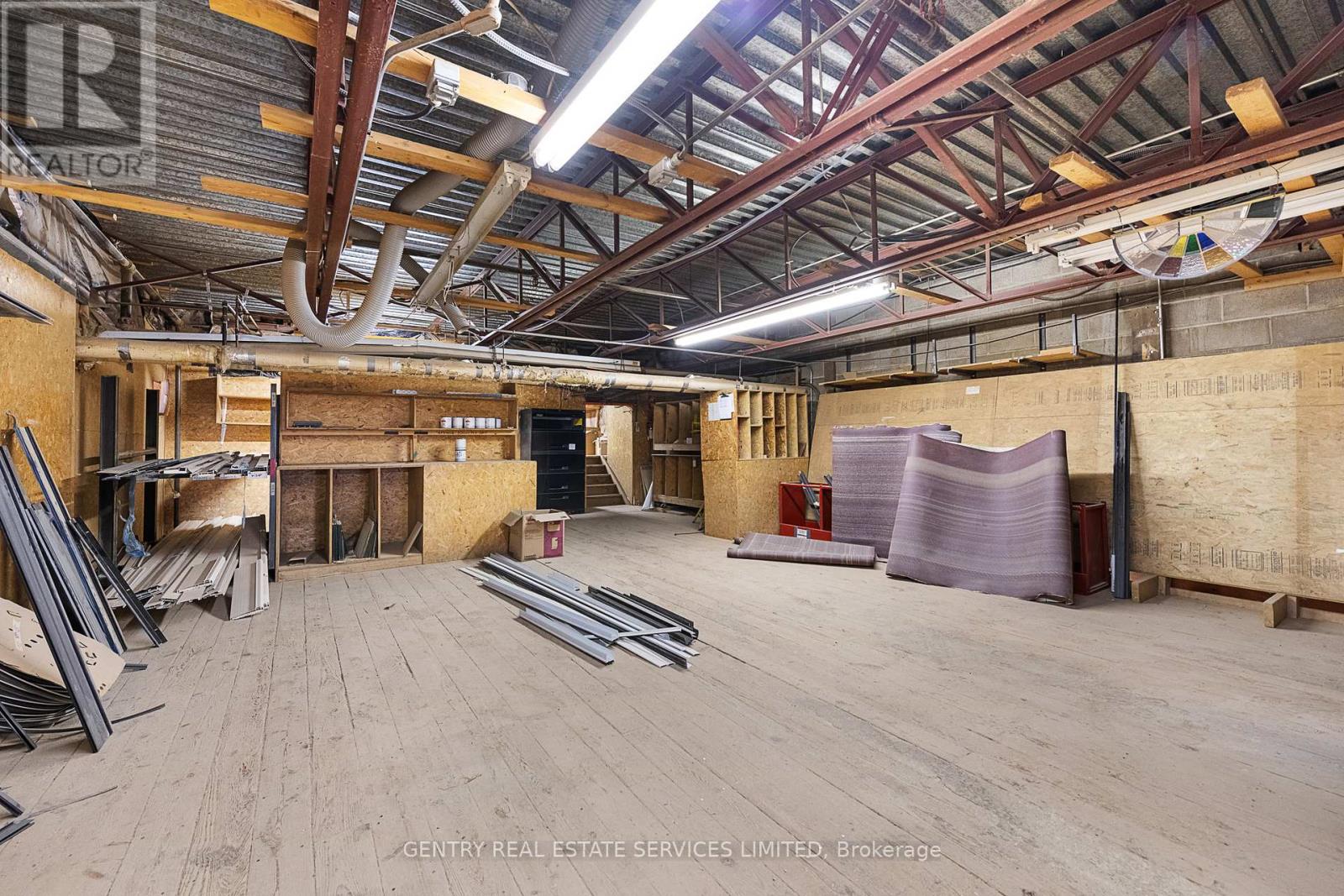 14 Conway Street Property Photo 27