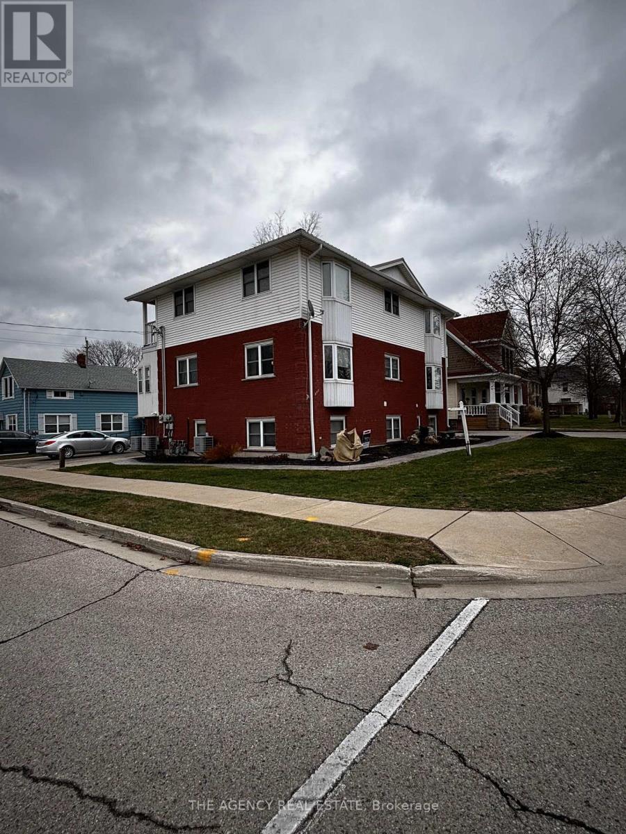 120 Rolph Street Property Photo 1