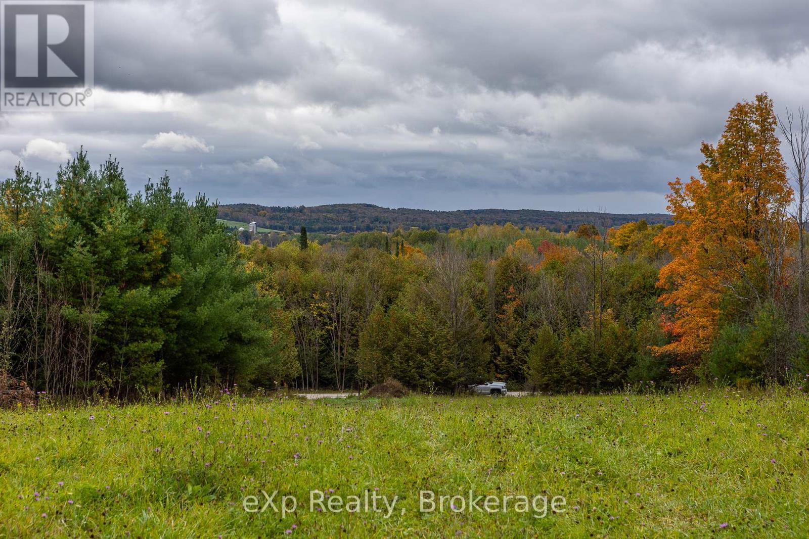 084482 6 Side Road Property Photo 9